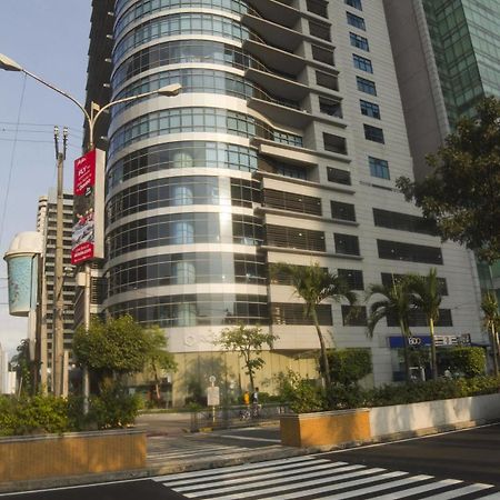 马来亚广场酒店 Pasig City 外观 照片